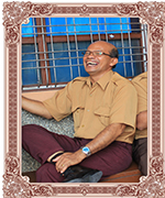 <center>WALI KELAS XII-MIA 5<br>KOMPUTER SIHOTANG, S.Pd</center>